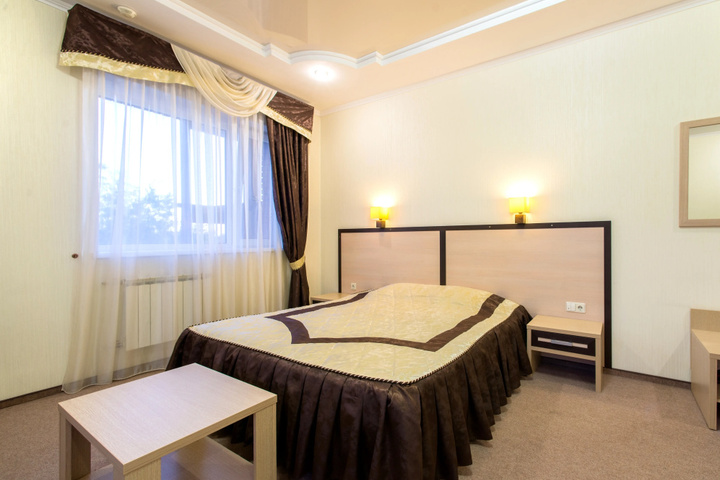 Room 12 of 21