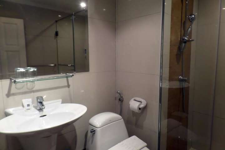 Room 14 of 47