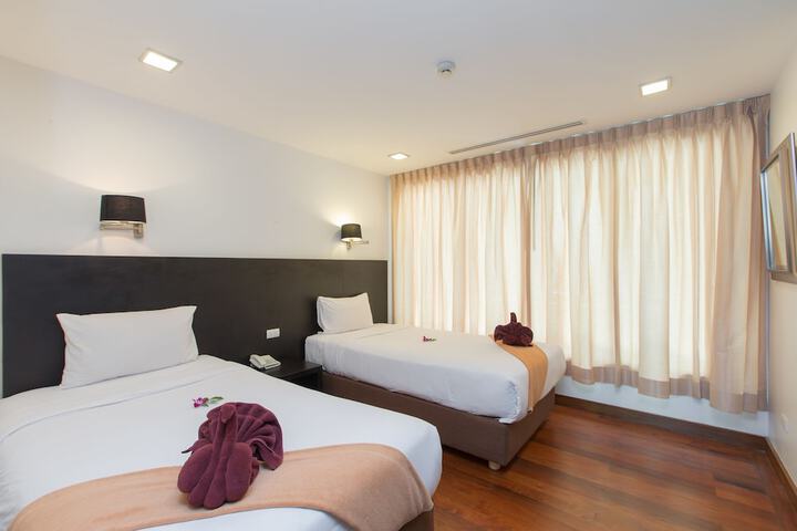 Room 6 of 71