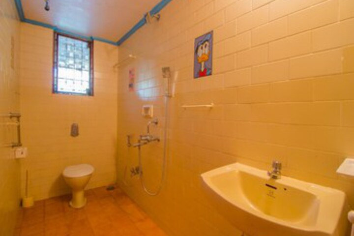Room 2 of 24