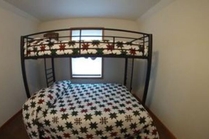 Room 10 of 39