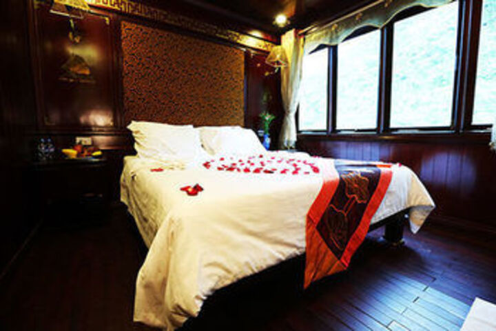 Room 39 of 64