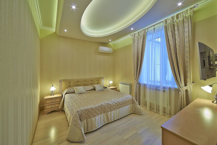 Room 3 of 43