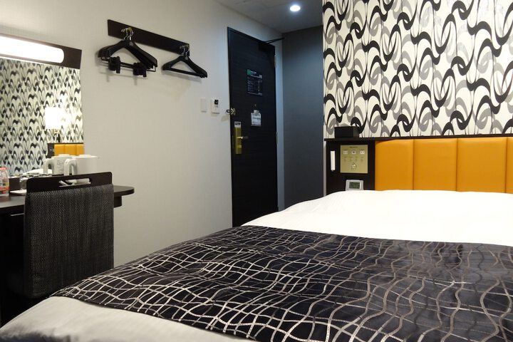 Room 8 of 39