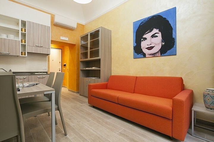 Room 47 of 111