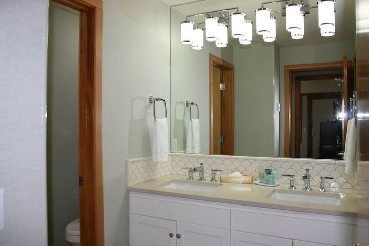 Room 195 of 231
