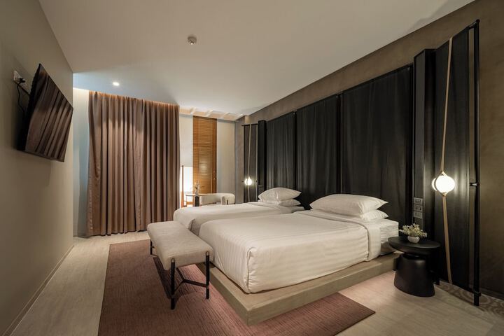 Room 28 of 111