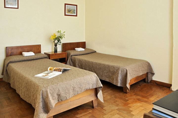 Room 5 of 38