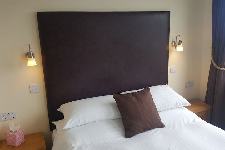 Room 19 of 86