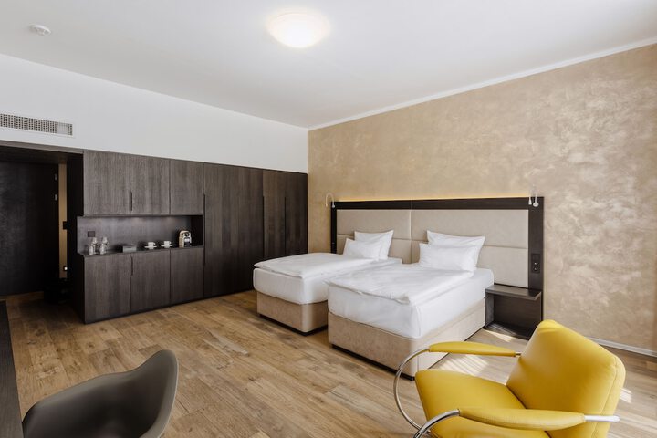 Room 19 of 52