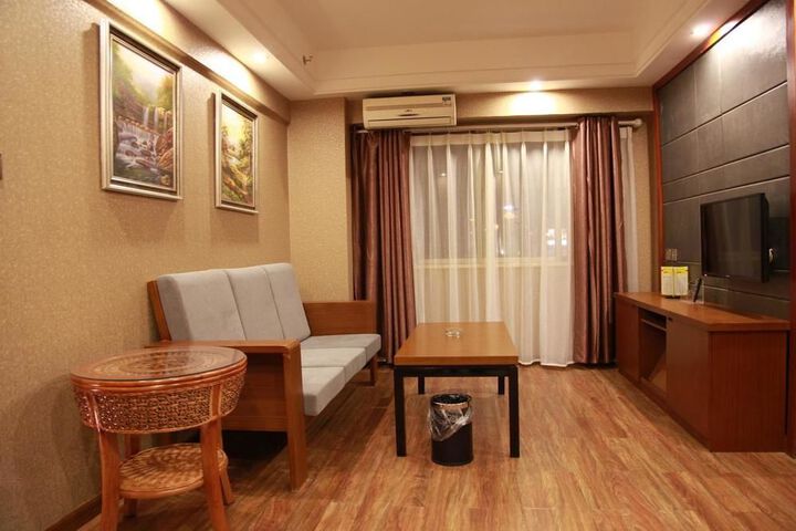 Room 21 of 30