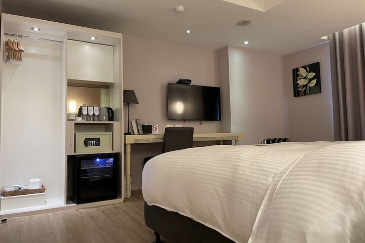 Room 19 of 67