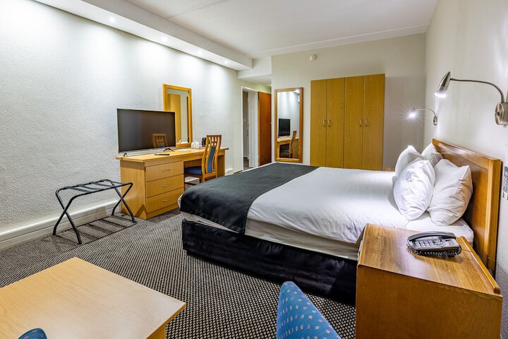 Room 10 of 88