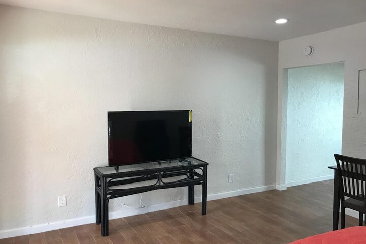Room 15 of 50