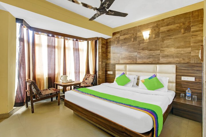 Itsy Hotels Amrita Raghunath Bazaar Jammu