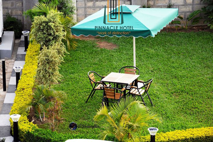 Hotel Exterior 39 of 41