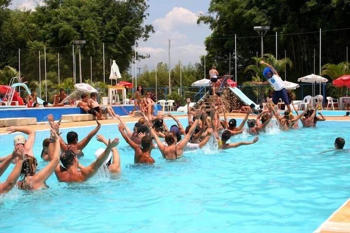 Hotel Pool