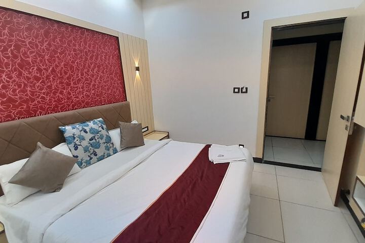 Room 15 of 69