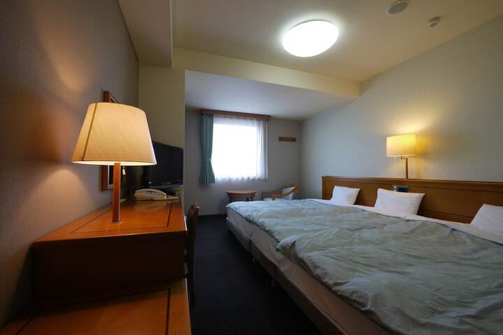 Room 4 of 31