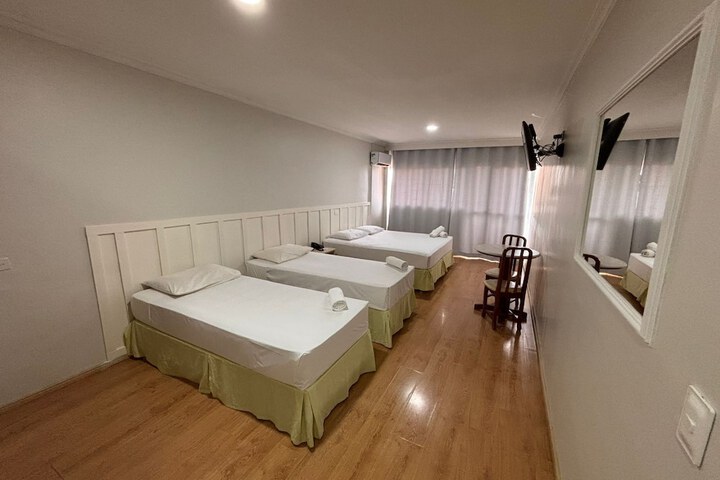 Room 22 of 60