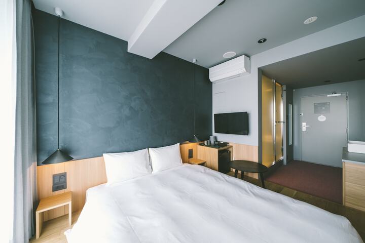 Room 13 of 54