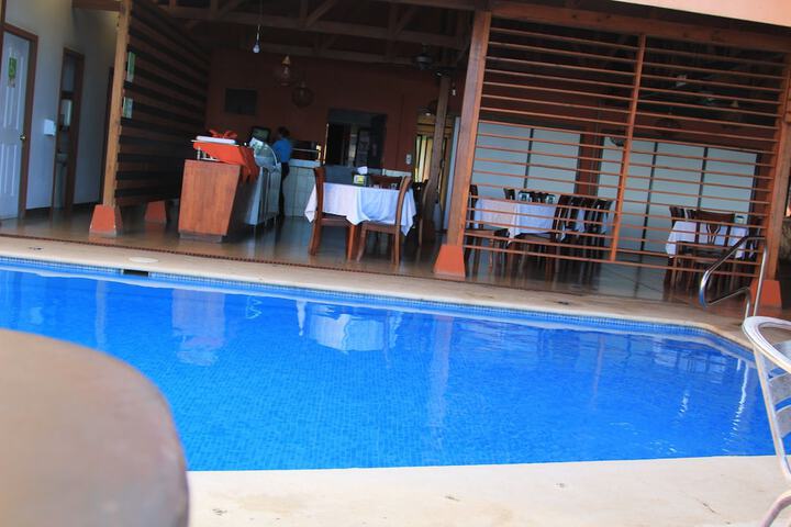 Pool Hotel