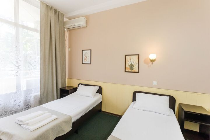 Room 15 of 30