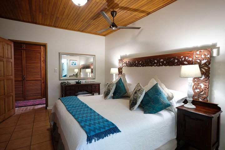 Room 7 of 35