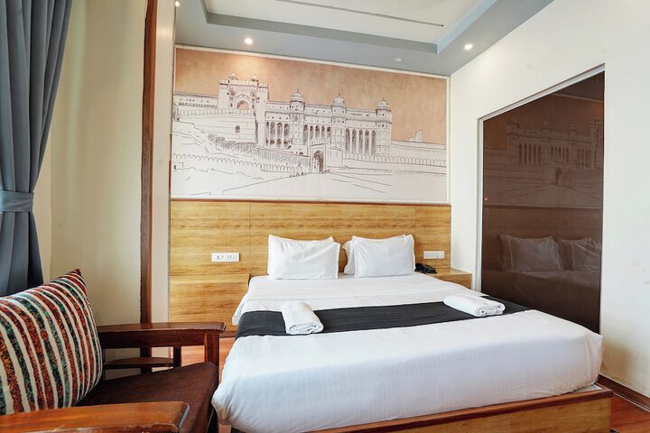 Room 20 of 37