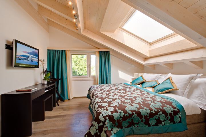 Room 3 of 22