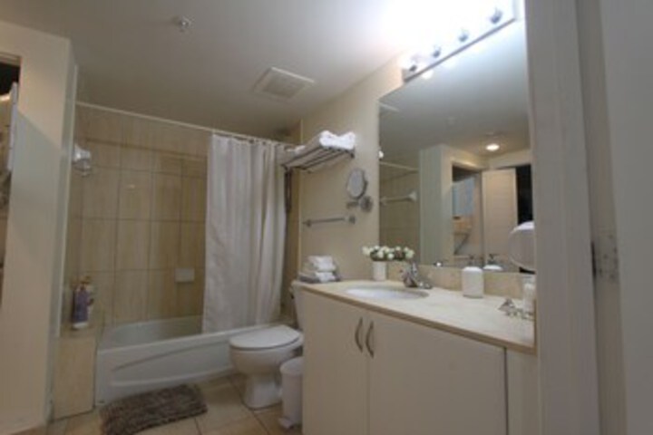 Room 26 of 263