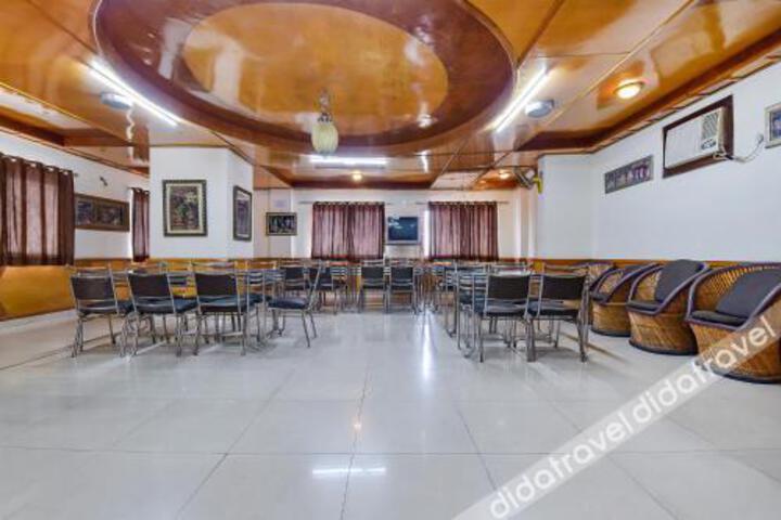 Super OYO Townhouse 1245 Hotel Vijay Niwas