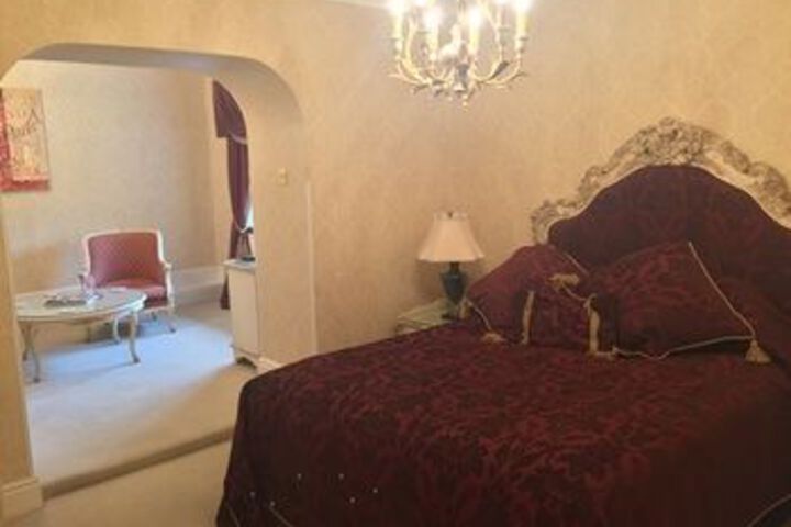 Room 18 of 22