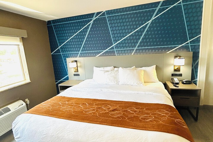 Room 7 of 25