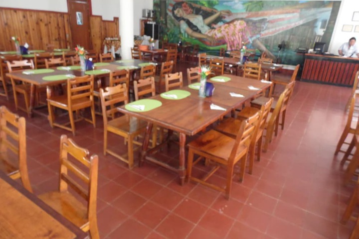 Dining Photos