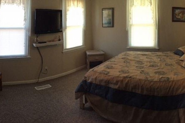 Room 3 of 8