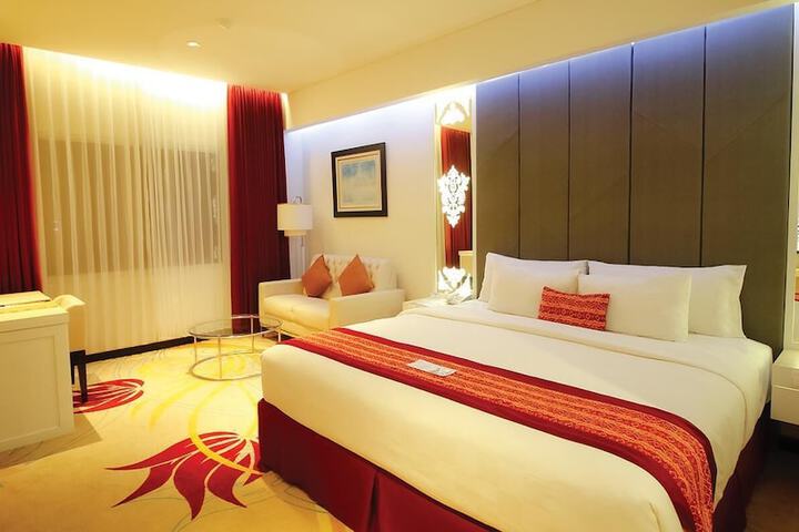Room 19 of 48