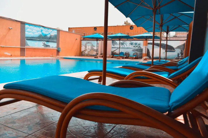 Pool 9 of 22