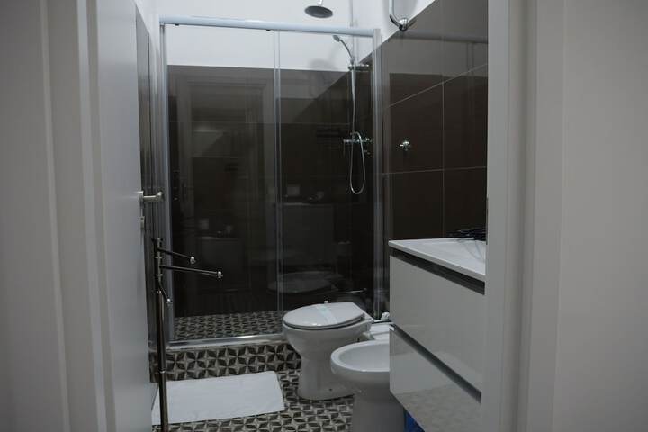 Room 45 of 71