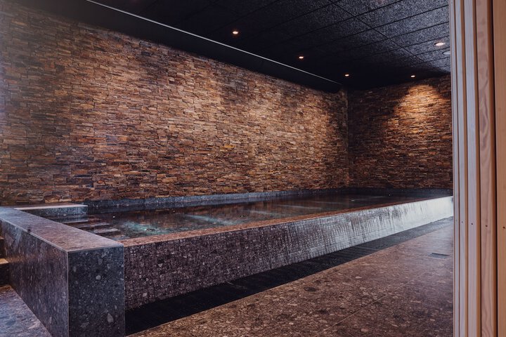 Spa 29 of 52