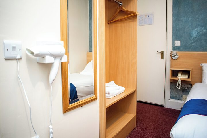 Room 91 of 157