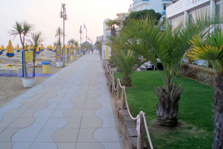 Beach 42 of 43