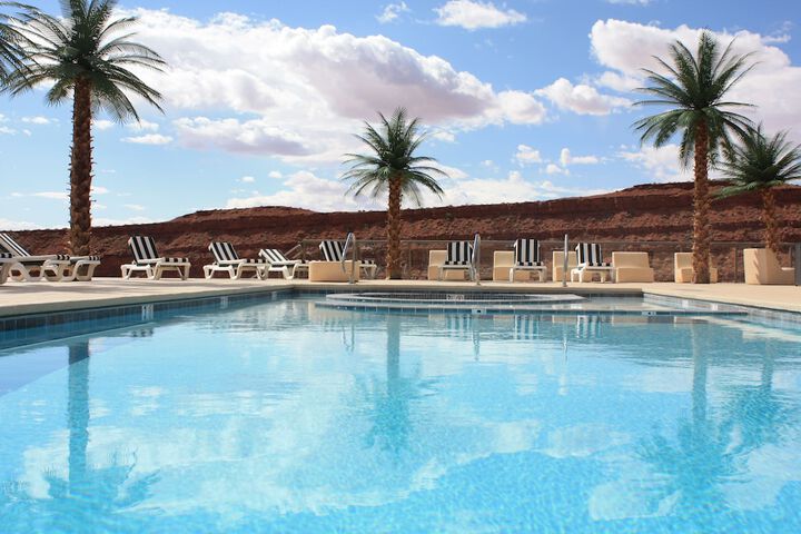 Pool 8 of 10