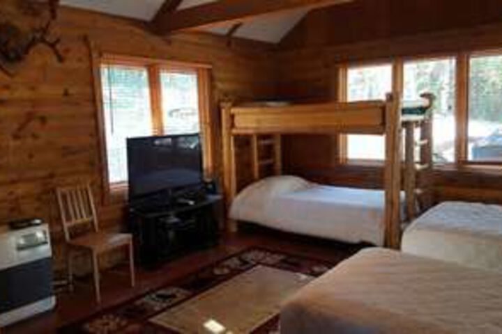 Room 27 of 71