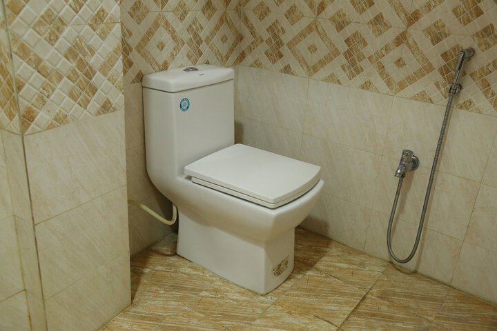 Room 12 of 30