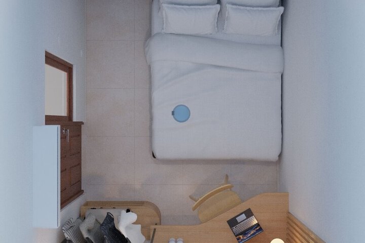 Room 4 of 13