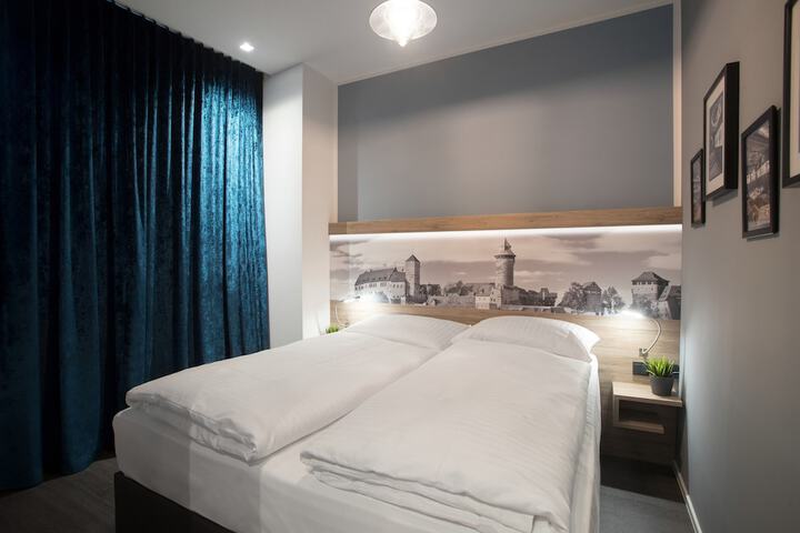 Room 8 of 44