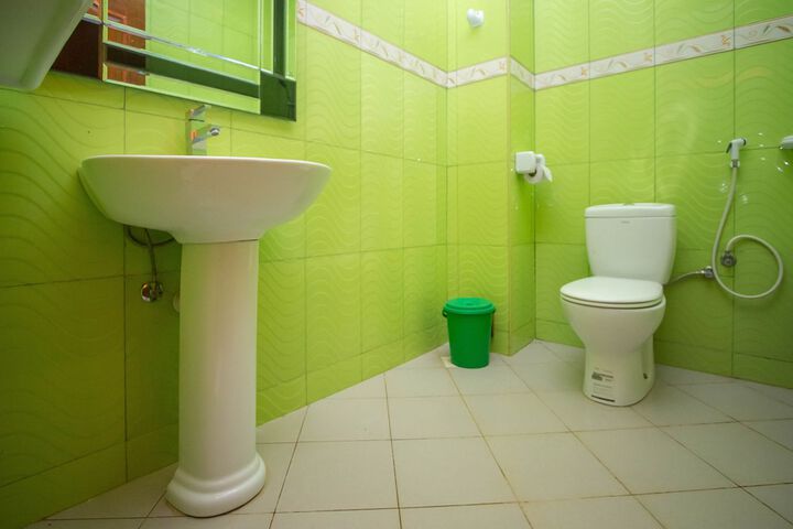 Room 32 of 51