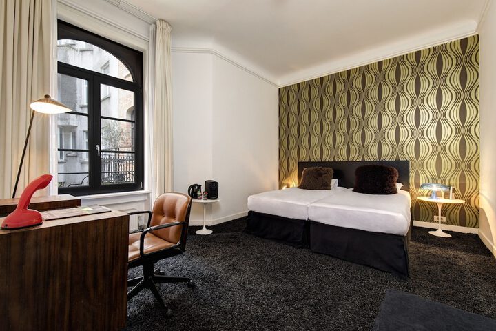 Room 36 of 63