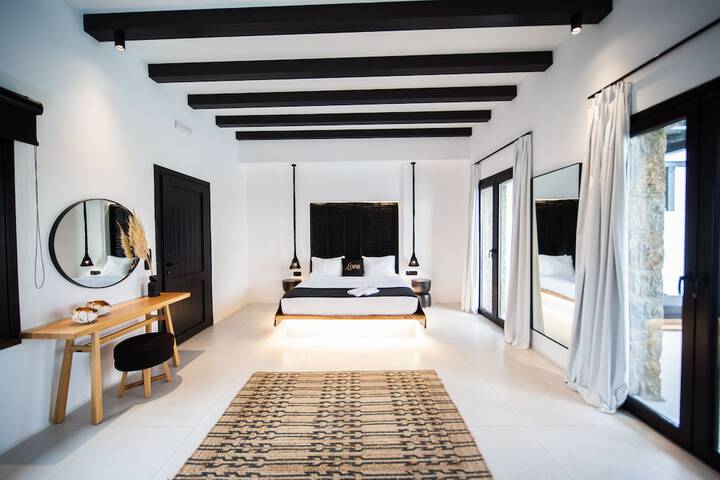 Room 6 of 48
